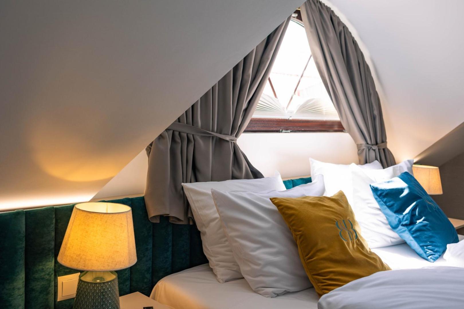 Boulevard Boutique Suites เวบา ภายนอก รูปภาพ