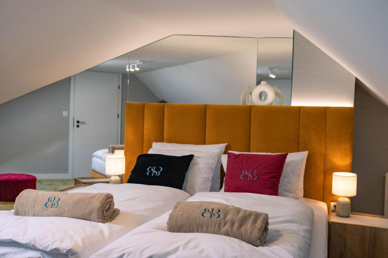 Boulevard Boutique Suites เวบา ภายนอก รูปภาพ